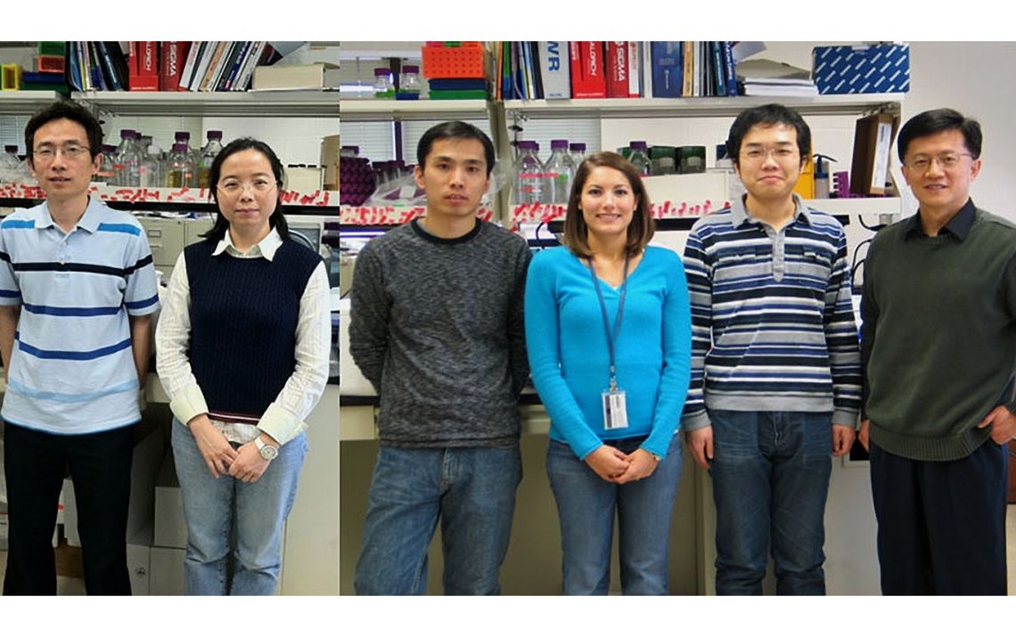 Lab members from 2013